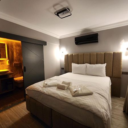 Talles City Hotel Izmir Bagian luar foto