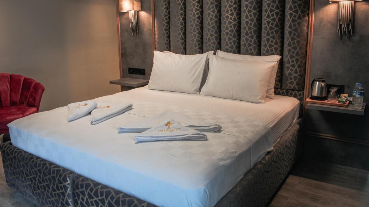 Talles City Hotel Izmir Bagian luar foto