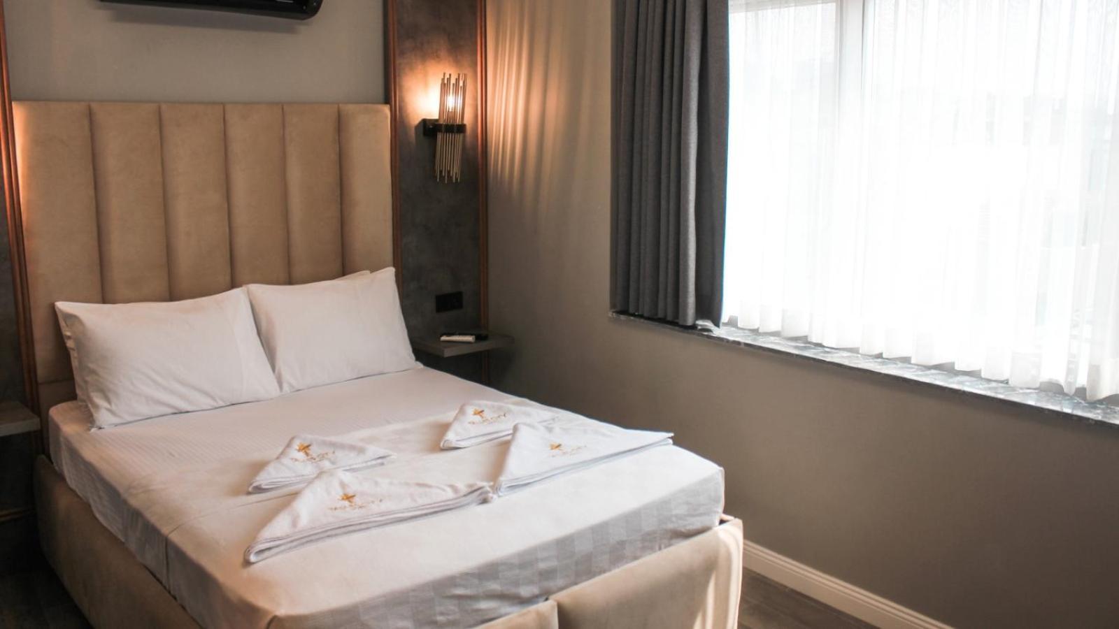 Talles City Hotel Izmir Bagian luar foto